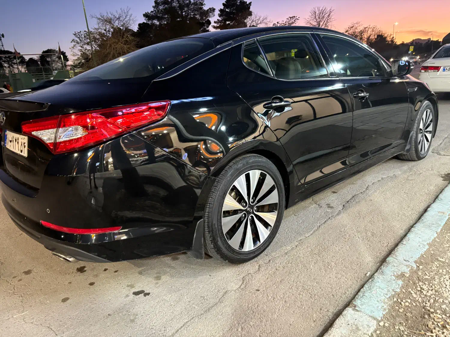 اپتیما استثنائی|خودرو سواری و وانت|اصفهان, آبشار|دیوار