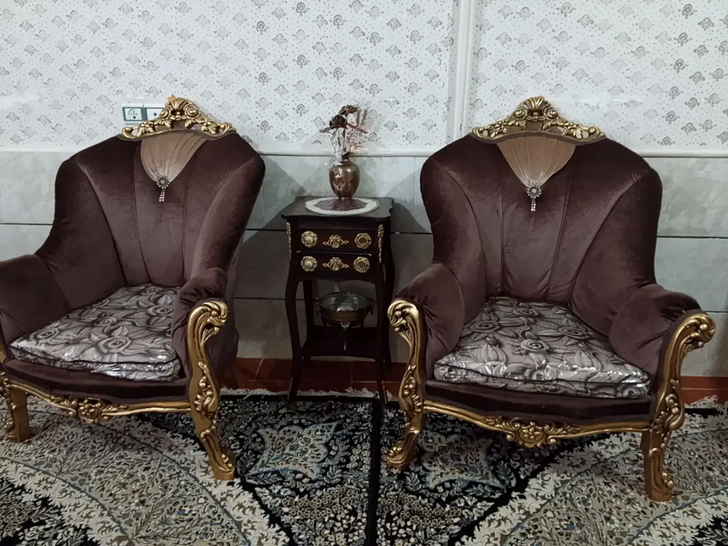 مبل ۹نفره همراه با میز جلو مبلی و یک عدد عسلی|مبلمان خانگی و میز عسلی|رفسنجان, |دیوار