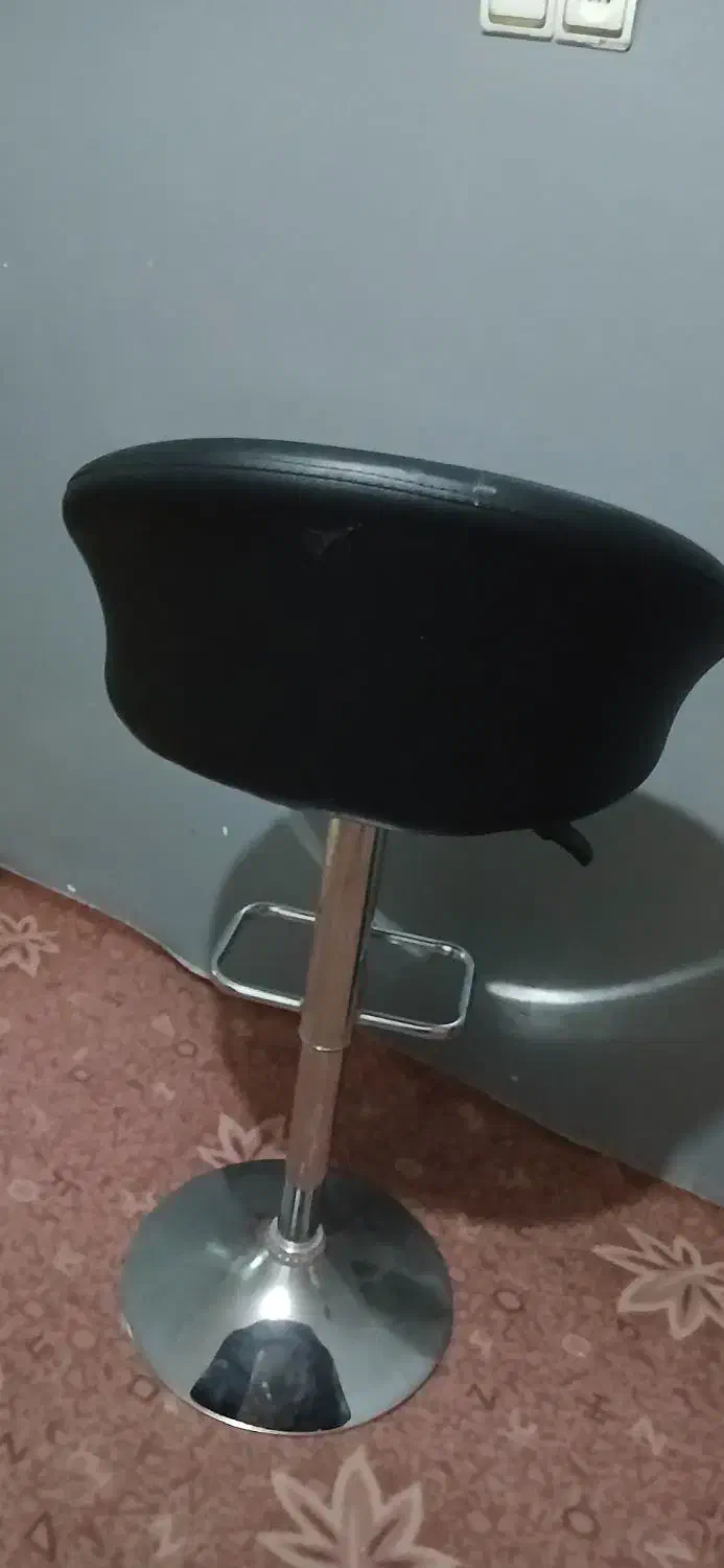 صندلی|آرایشگاه و سالن‌های زیبایی|بهارستان, |دیوار