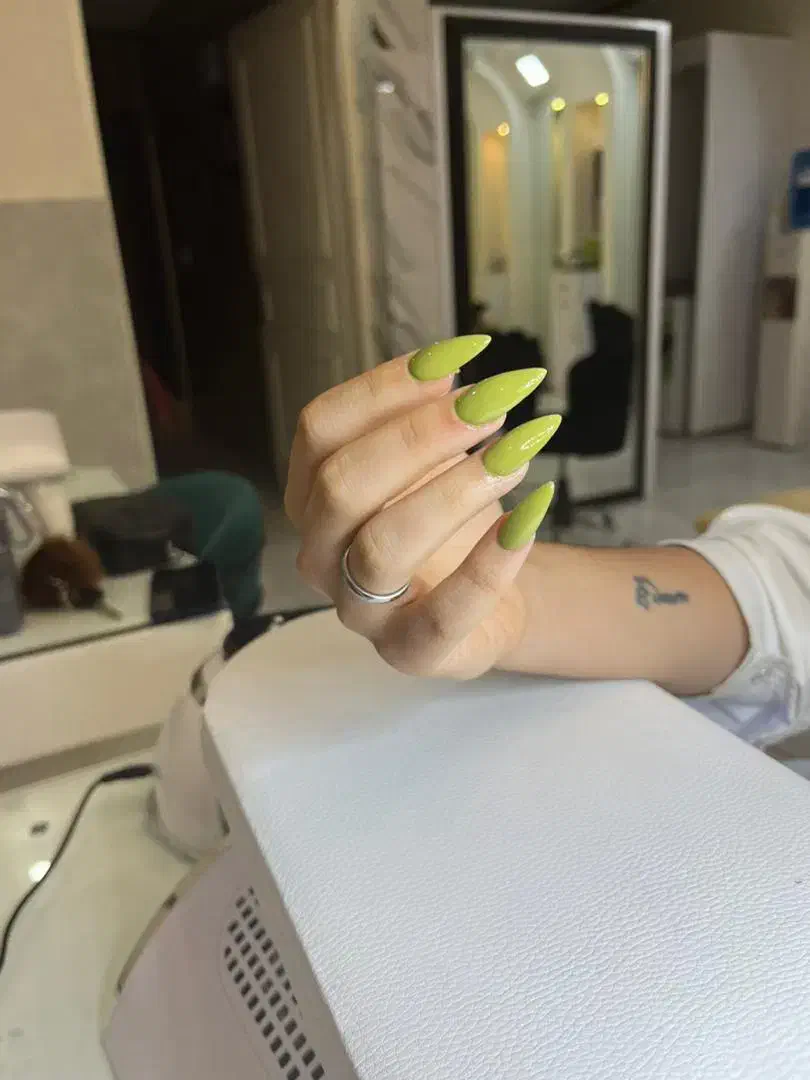 خدمات ناخن با بهترین متریال|خدمات آرایشگری و زیبایی|کیش, |دیوار