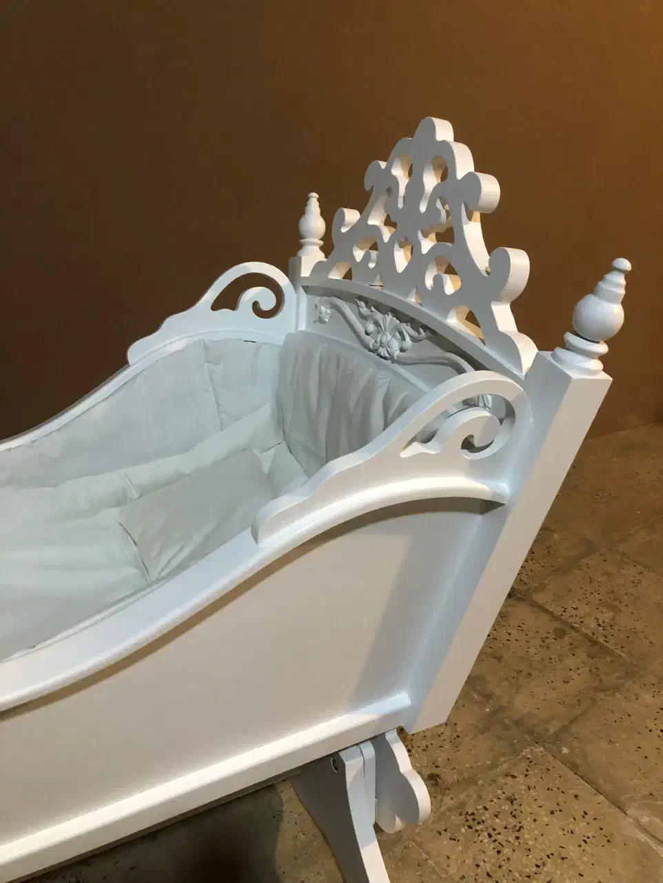 گهواره نوزاد|تخت و صندلی بچه|چهاردانگه (تهران), |دیوار