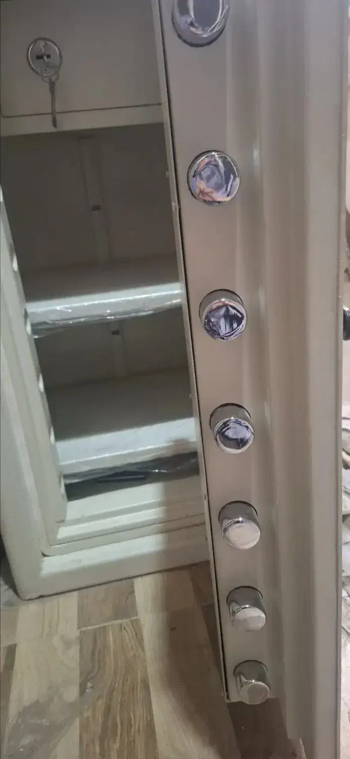 گاو صندوق کاوه ایران|فروشگاه و مغازه|ورامین, خیر آباد|دیوار