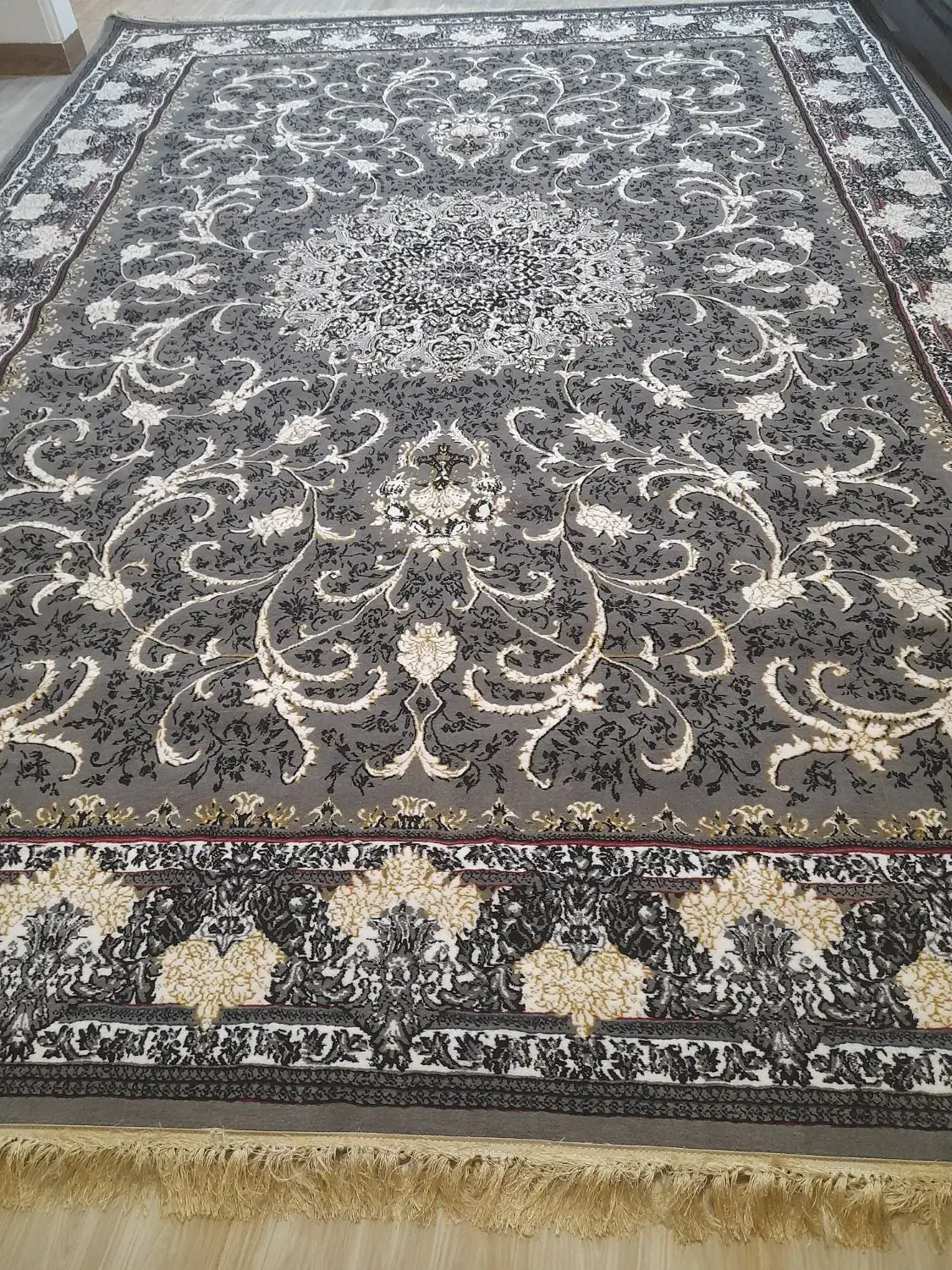 فرش در حد نو ۱۲ متری|فرش|بابل, |دیوار