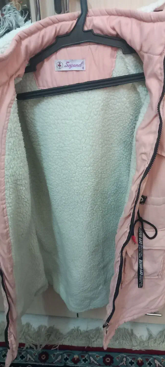 کاپشن دخترانه مناسب تا۱۳سال درحدود سالم وتمیز|کفش و لباس بچه|مشهد, ایثار|دیوار