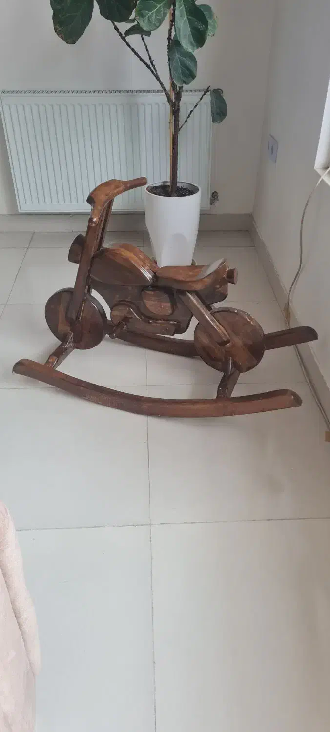 راکر چوبی|اسباب و اثاث بچه|ایلام, |دیوار