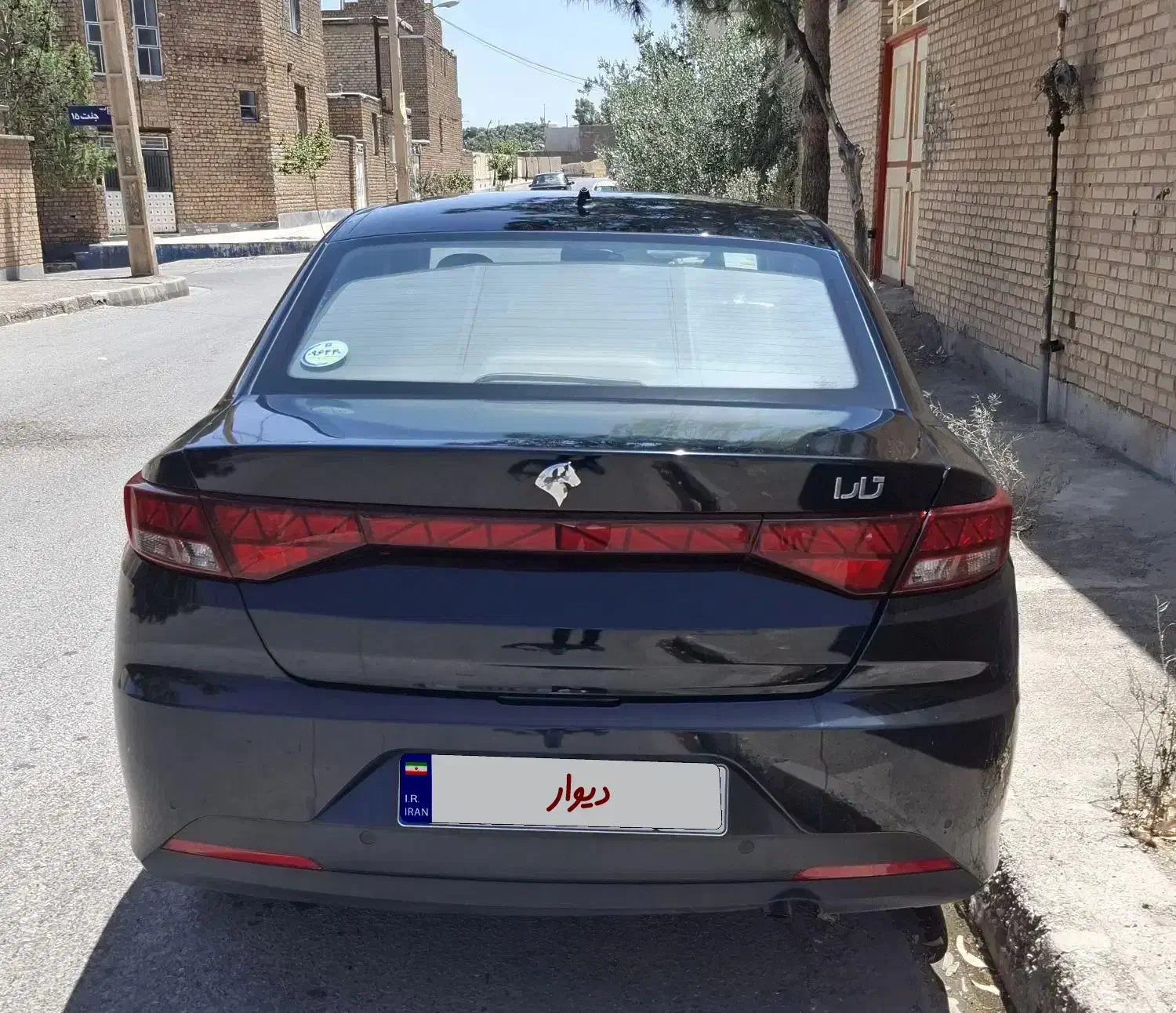 تارا دنده ای کم کارکرد مشکی آبنوس|خودرو سواری و وانت|ساوه, |دیوار