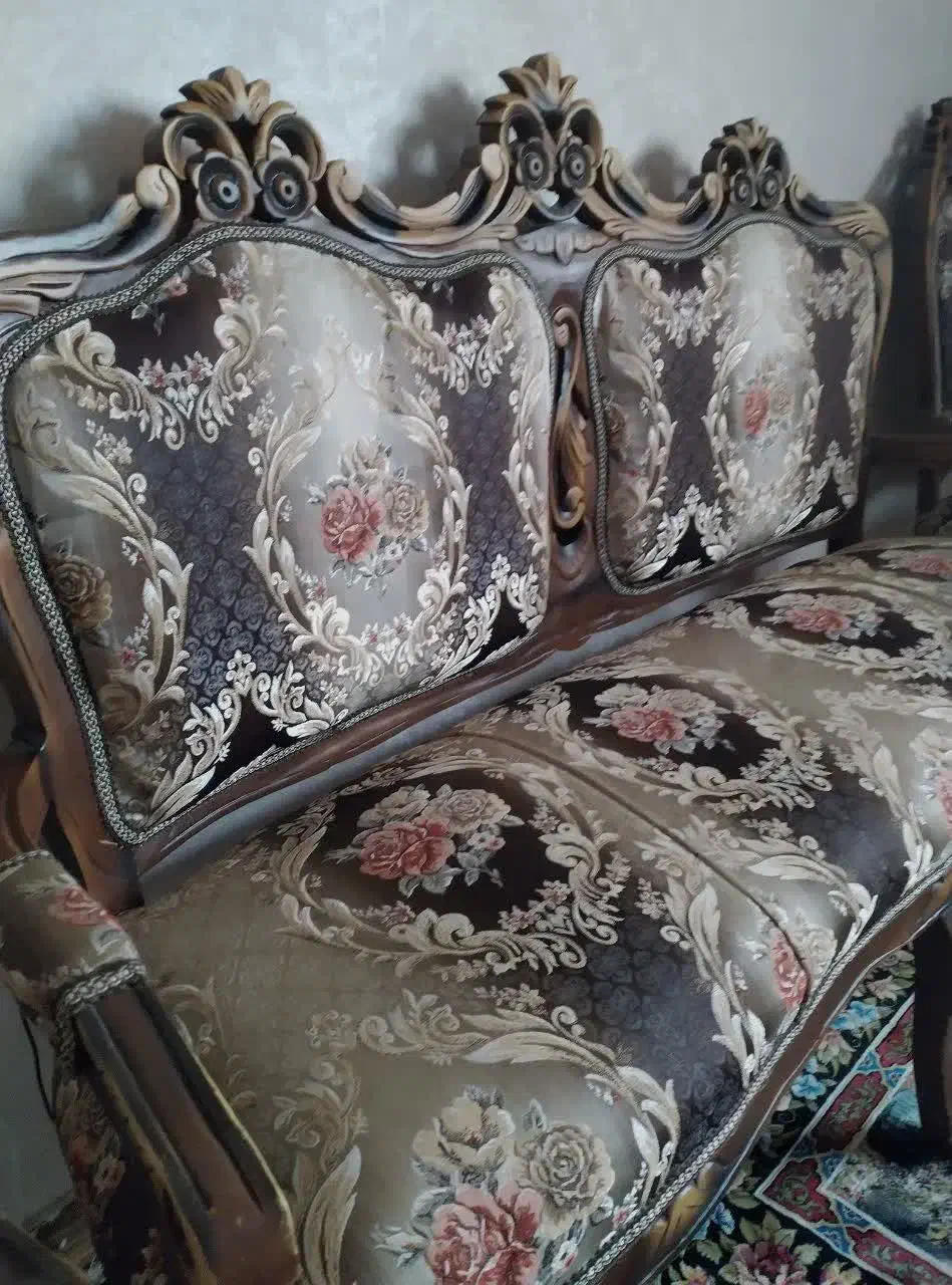 مبل سلطنتی 9 نفره|مبلمان خانگی و میز عسلی|گلستان (تهران), |دیوار