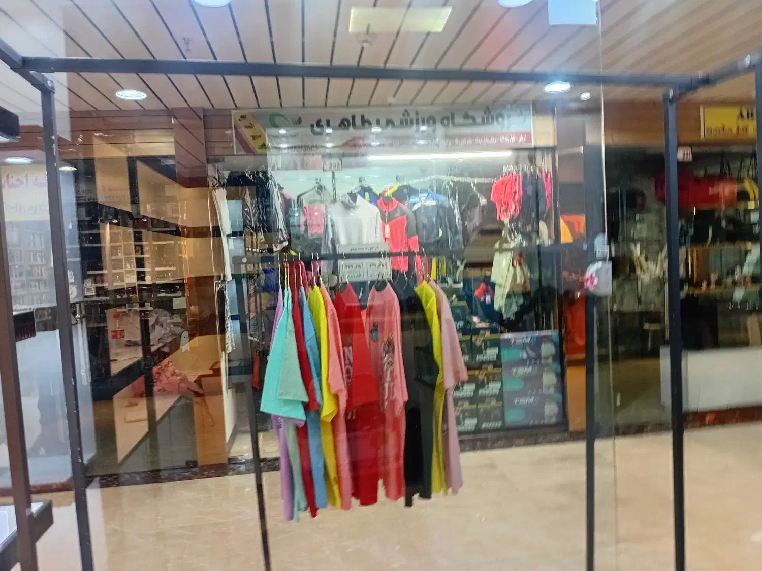 فروش یکجا پوشاک زنانه|لباس|تهران, مهران (سیدخندان)|دیوار