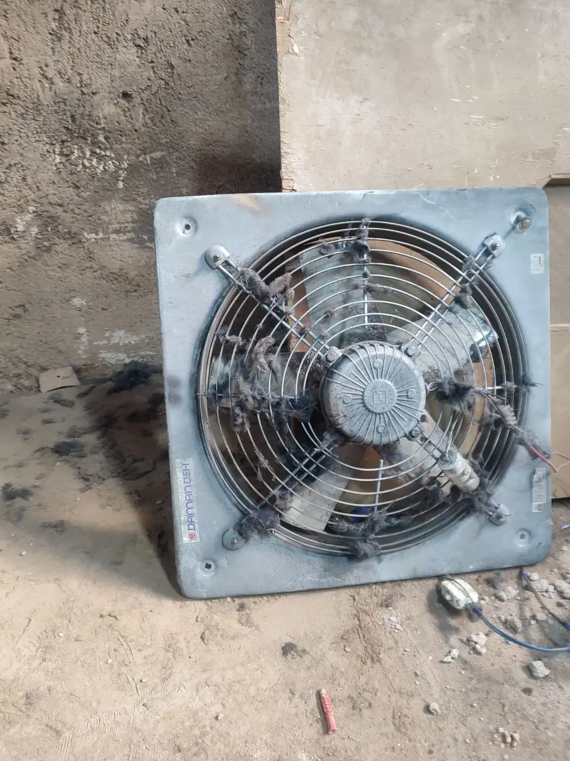 هوا کش|پنکه و تصفیهکنندهٔ هوا|تبریز, |دیوار