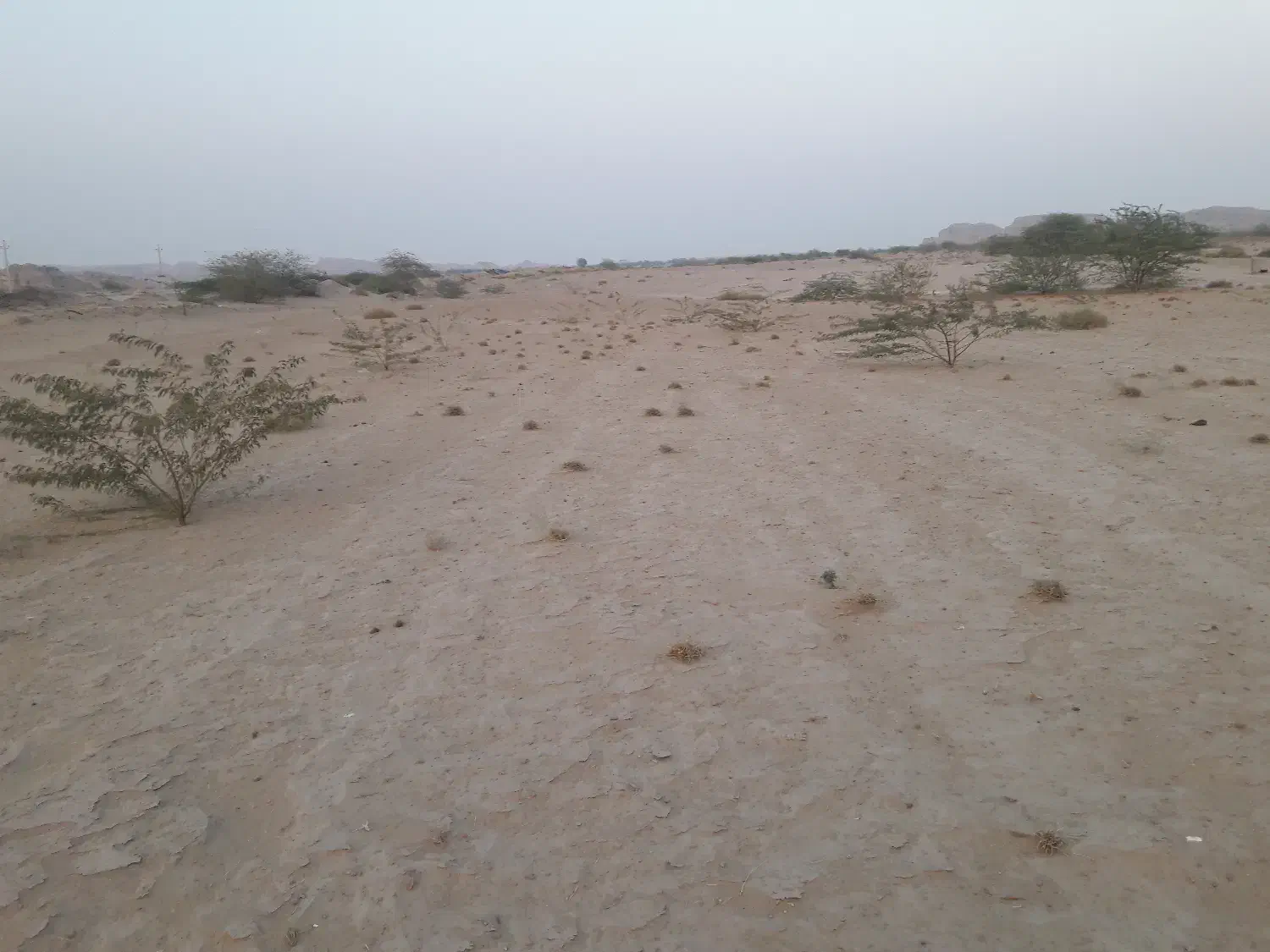 آبشورک ، زمین سند دار ۲۰۰متری ، معاوضه با خودرو|فروش زمین و ملک کلنگی|بندرعباس, |دیوار