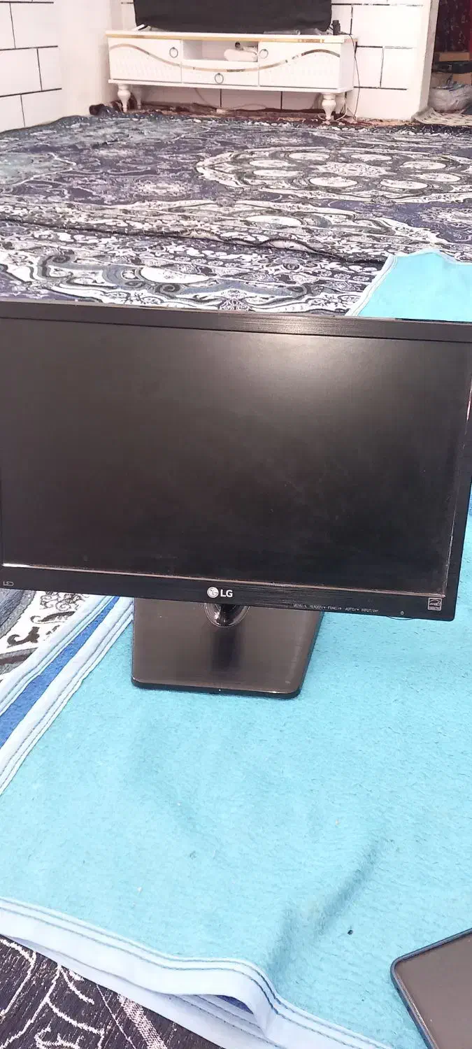 مانیتور ۲۰سالم|قطعات و لوازم جانبی رایانه|کارون, |دیوار