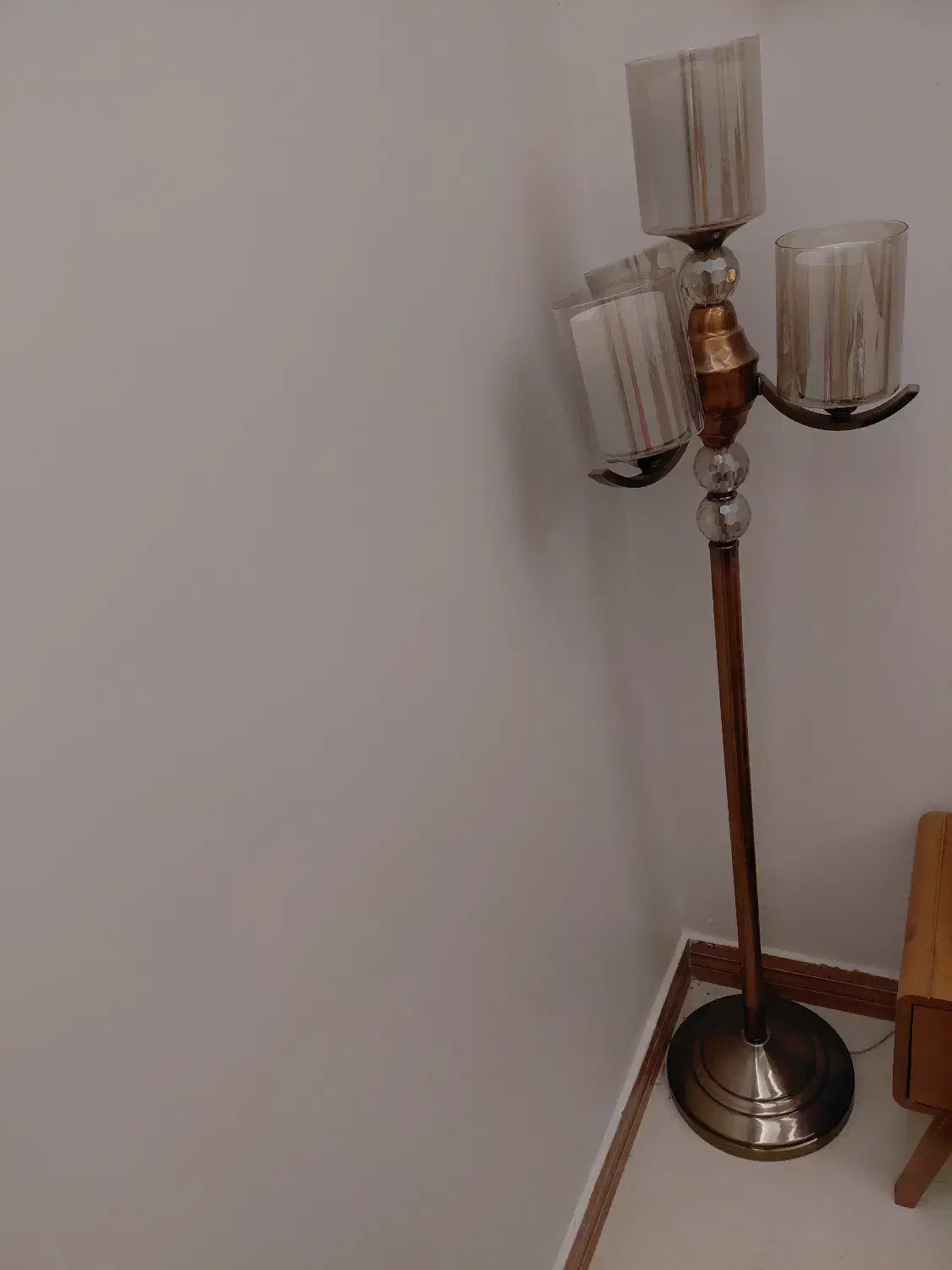 آباژور ایستاده شیک|چراغ خواب و آباژور|اهواز, گلستان|دیوار