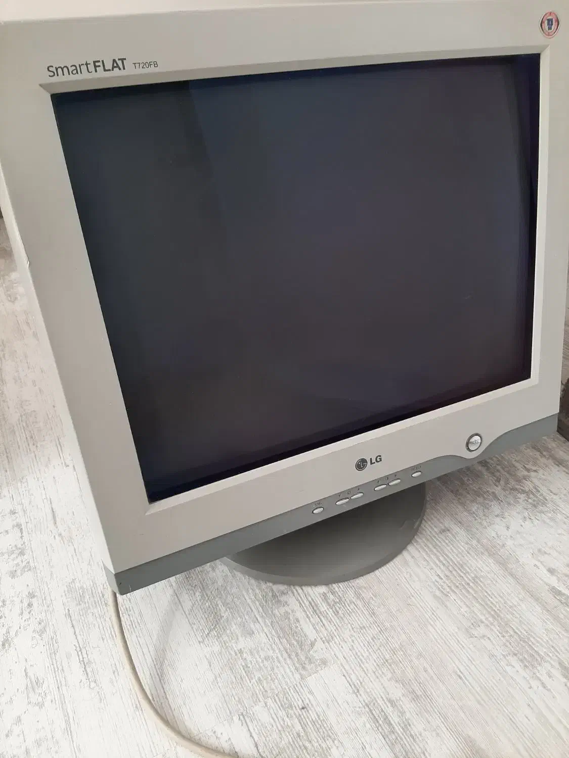 مانیتور ۱۷ اینچ اسمارت فلت|قطعات و لوازم جانبی رایانه|ارومیه, |دیوار