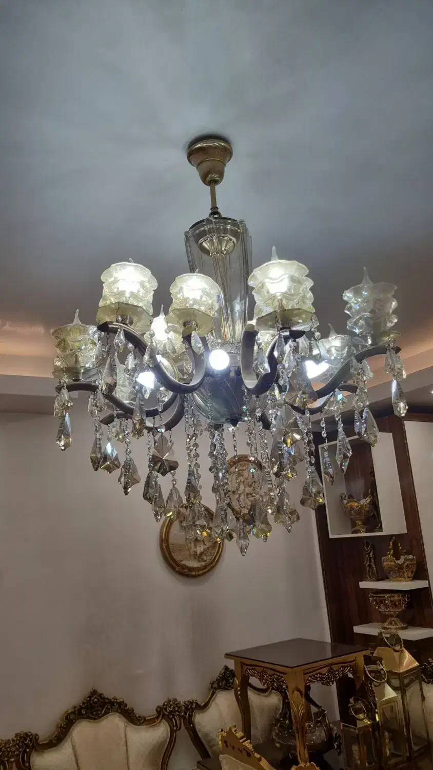 لوستر ۸شاخه|لوستر و چراغ آویز|ورامین, ورامین|دیوار