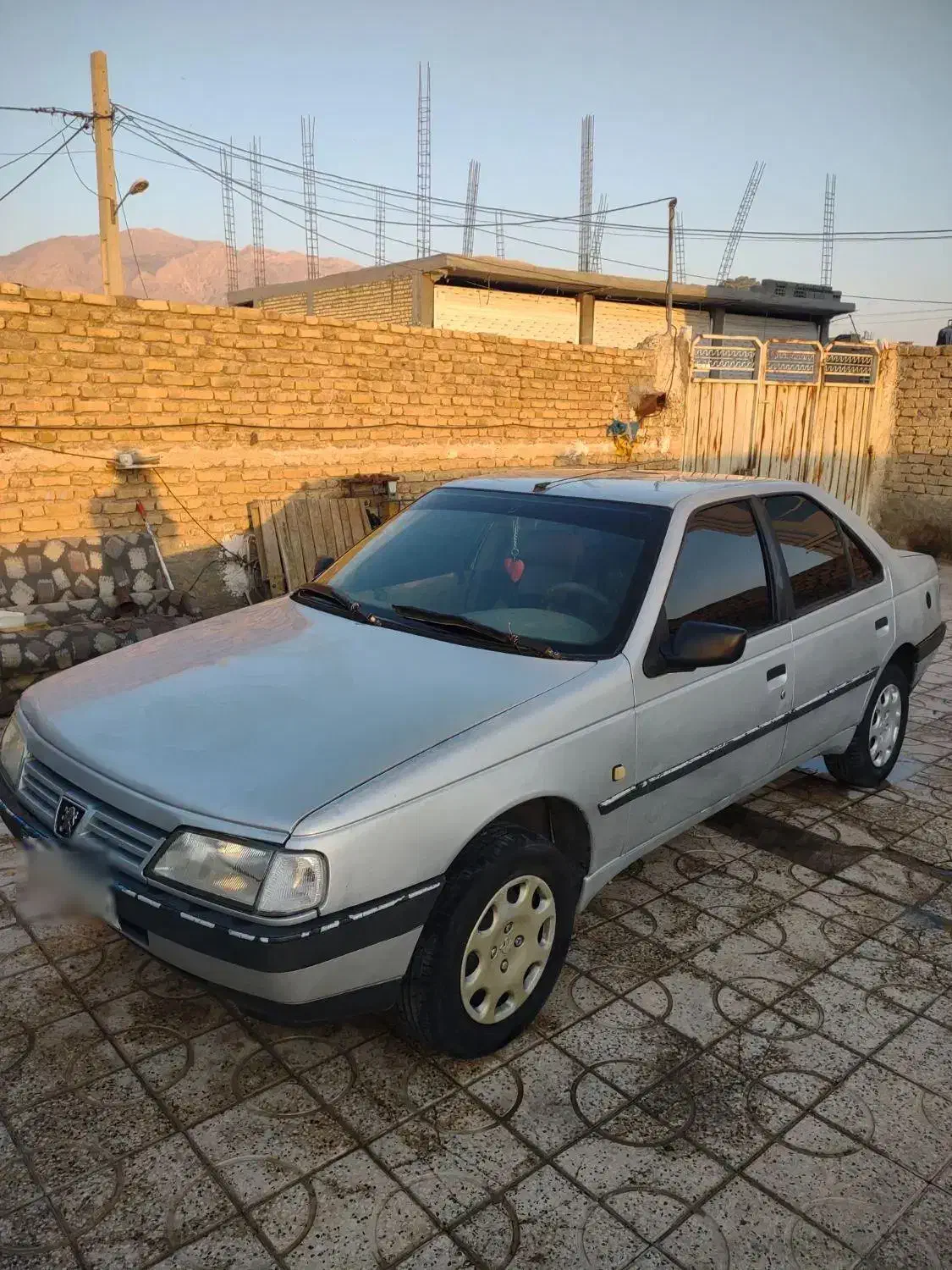 پژو۴۰۵نقره ای|خودرو سواری و وانت|داراب, |دیوار