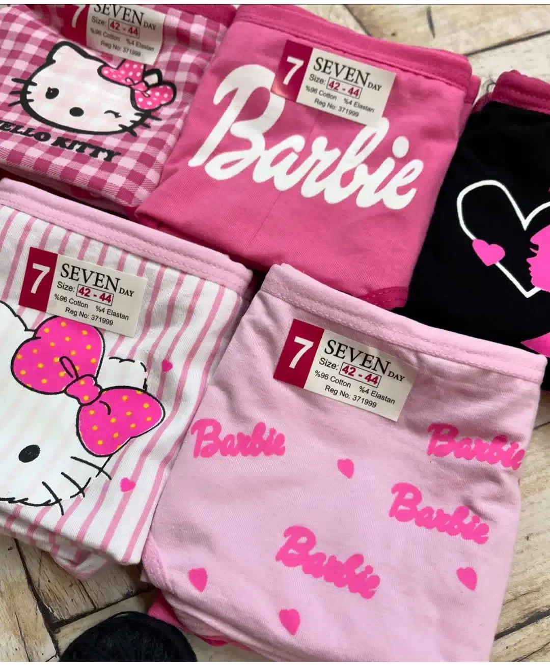 تیشرت شورت و جوراب|لباس|گرگان, |دیوار