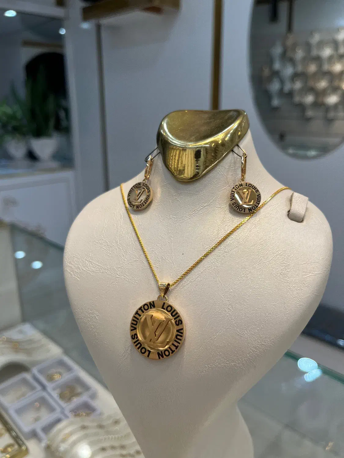 انواع نیم ست لوکس و شیک با اجرت کارگاهی|جواهرات|یزد, |دیوار