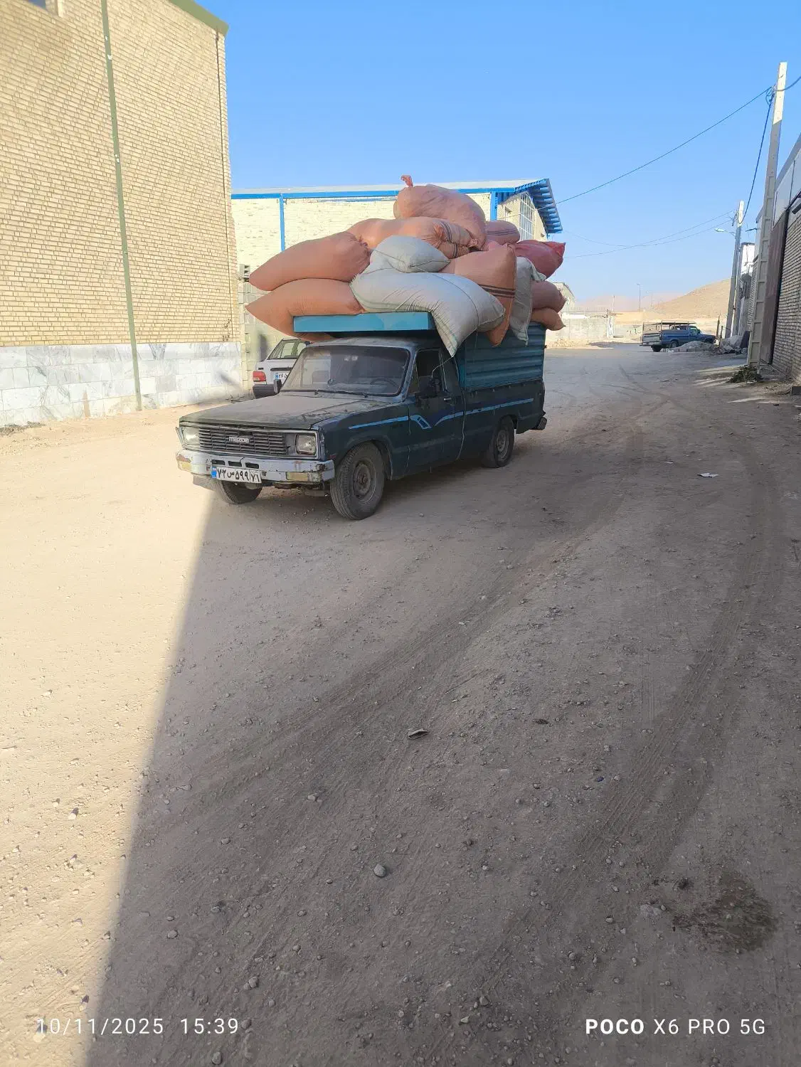 مزدا1600تک|خودرو سواری و وانت|بروجن, |دیوار