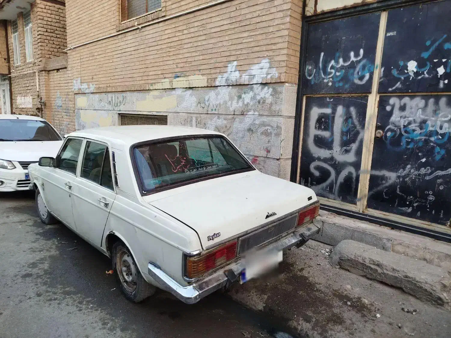 پیکان مدل ۸۳ دوگانه cng|خودرو سواری و وانت|قم, شهرک امام حسین|دیوار