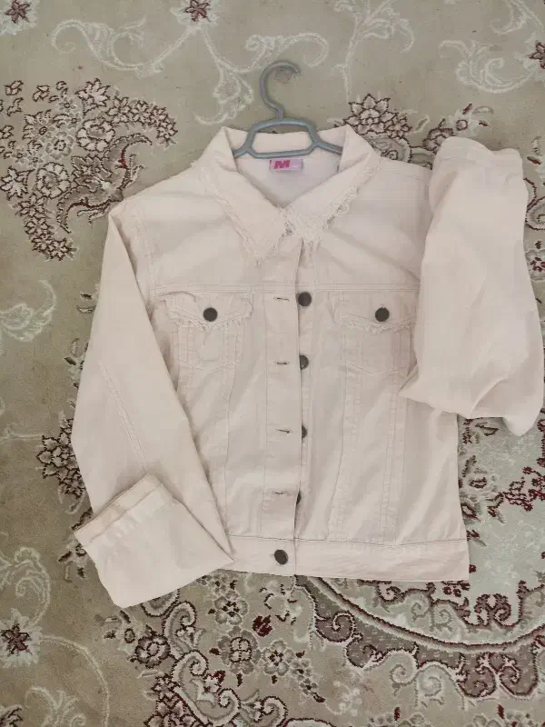 کراپ کت|لباس|نیشابور, مدرس|دیوار