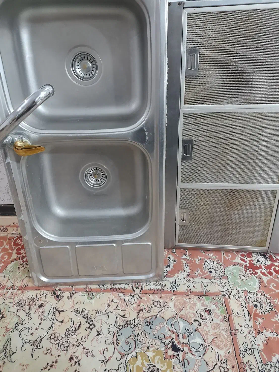 سینگ وهود|هود|چهارباغ, |دیوار