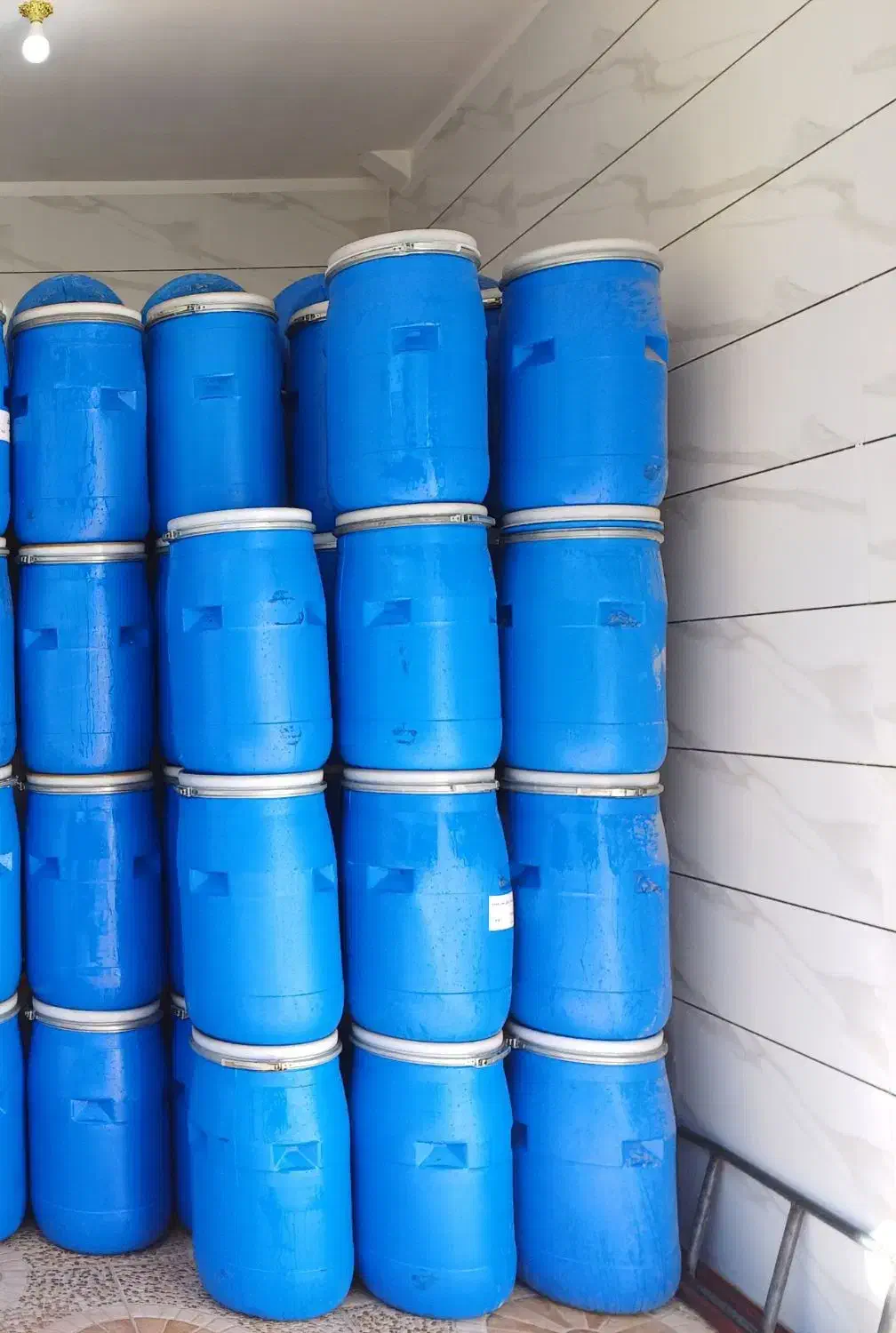 دبه ۸۰ و ۹۰ و ۱۱۵ لیتری|ظروف نگهدارنده، پلاستیکی، یک‌بارمصرف|بروجرد, |دیوار