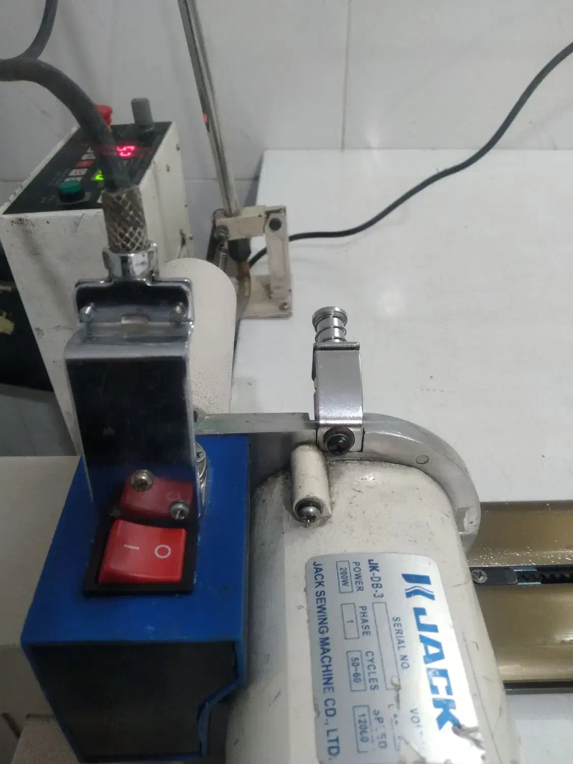 قیچی قد زن تمام اتومات جک|لوازم خیاطی و بافتنی|تهران, جوادیه تهرانپارس|دیوار