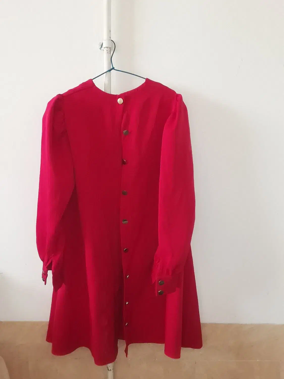 در حد نو هر کدام فقط ۲۰۰ تومن|لباس|شهرکرد, |دیوار