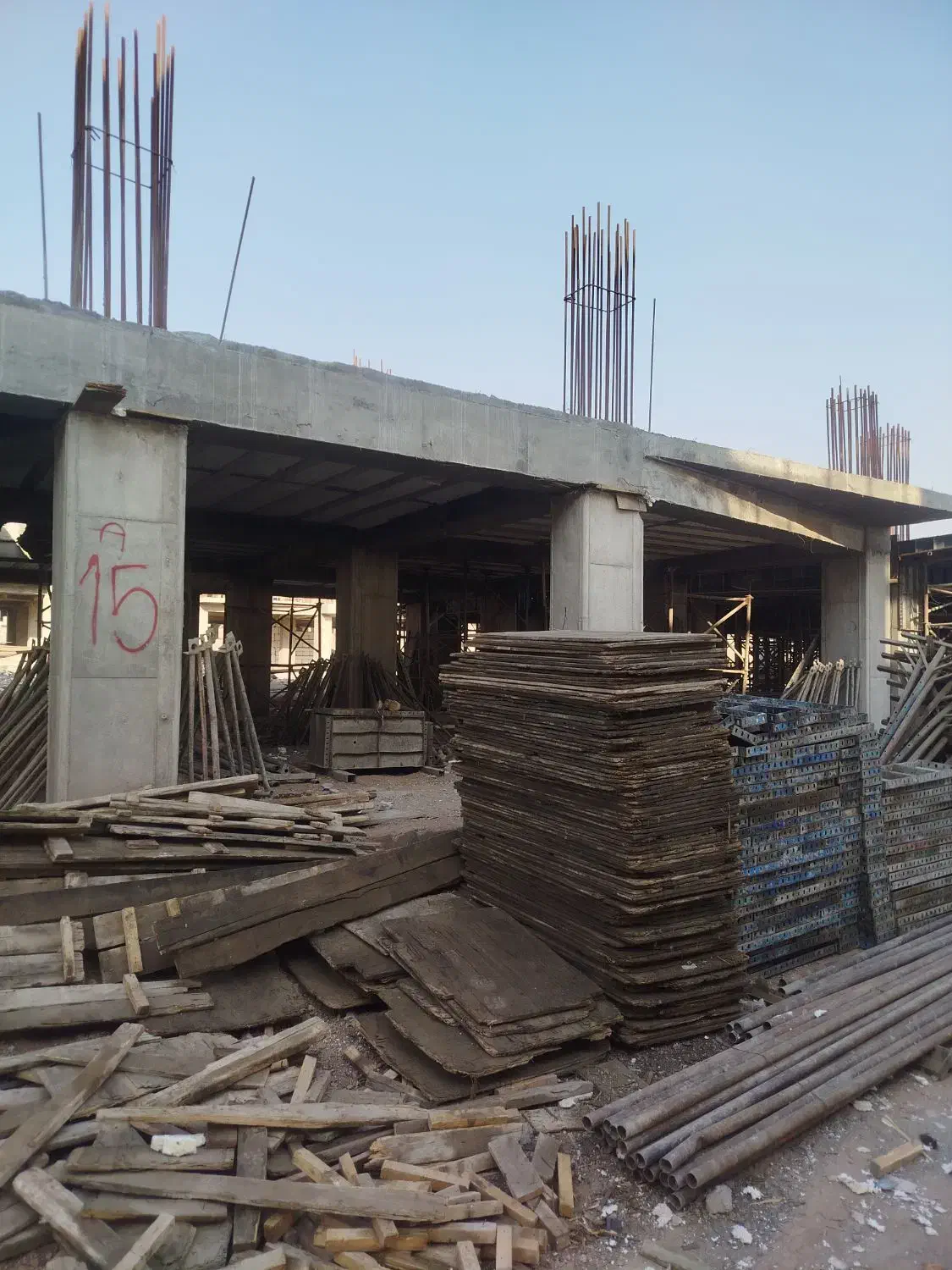 استخدام آماتوربند و قالب بند|استخدام معماری، عمران و ساختمانی|خاوران, |دیوار