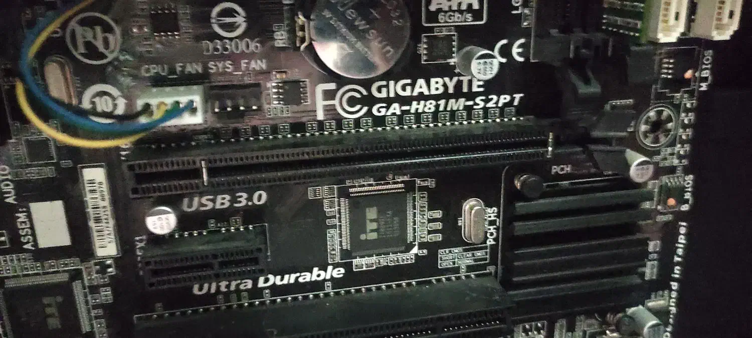 کیس نسل ۴|رایانه رومیزی|ایلام, |دیوار