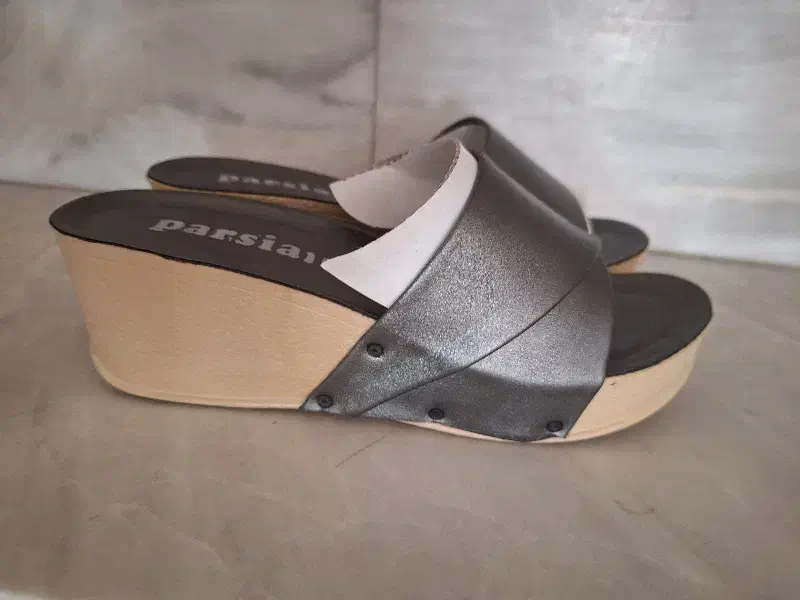 لباس|لباس|اصفهان, تیران|دیوار