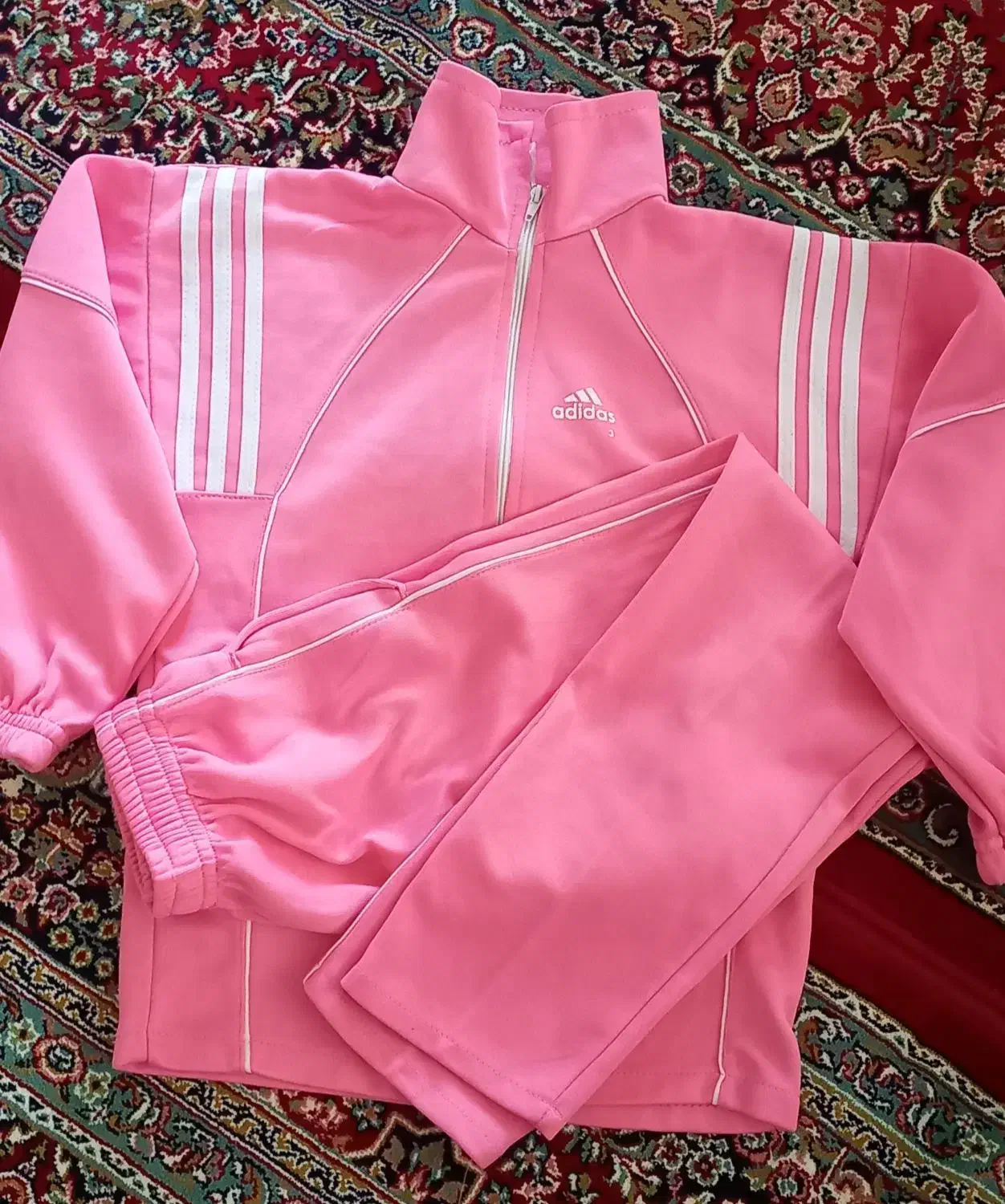 ست ورزشی|لباس|تویسرکان, |دیوار