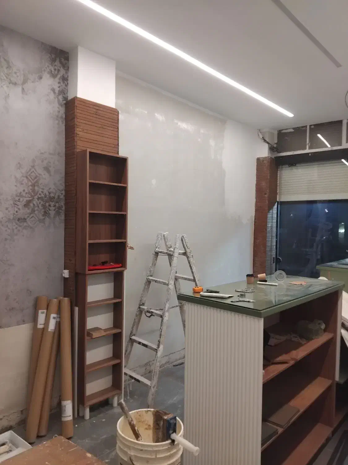 کاغذدیواری،پوستر،کفپوش،نقاشی|خدمات پیشه و مهارت|صباشهر, |دیوار