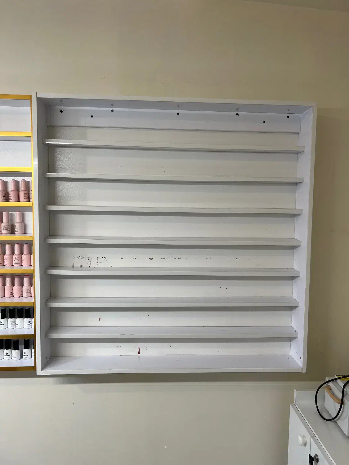 شلف ناخن|آرایشگاه و سالنهای زیبایی|تهران, مرزداران|دیوار