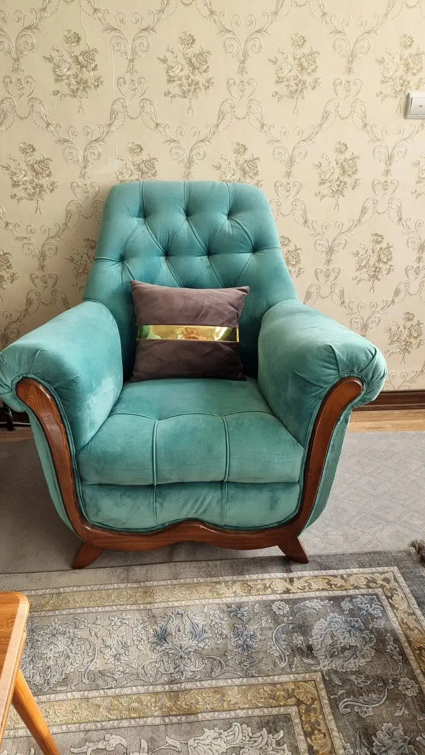 سرویس مبلمان|مبلمان خانگی و میز عسلی|فاروج, |دیوار