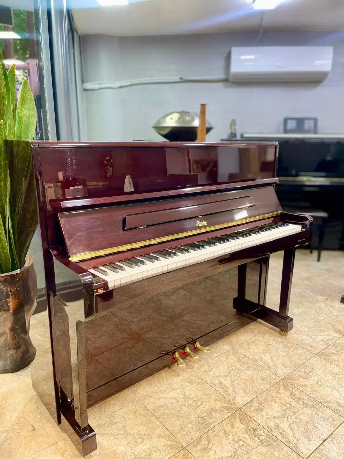 Samick وyoung'hangPهافمن.. بدون سودیاماهافویریخ|پیانو، کیبورد، آکاردئون|مبارکه, |دیوار