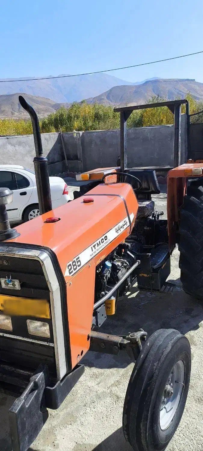 تراکتور285مدل82|خودرو سنگین|بیرانوند, |دیوار