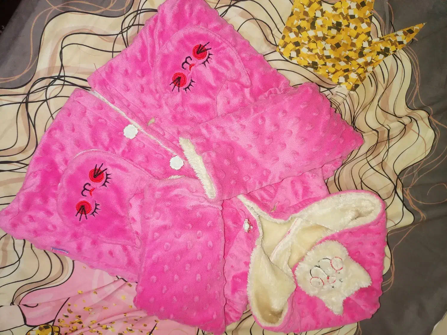 سرهمی گرم لباس گرم...|کفش و لباس بچه|کرمان, |دیوار