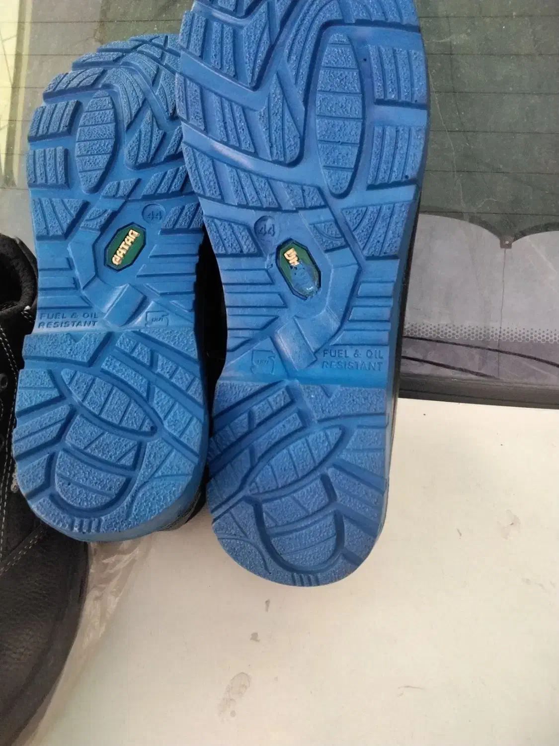 فروش یک عدد کفش ایمنی|کیف، کفش، کمربند|اهواز, شهرک نفت|دیوار