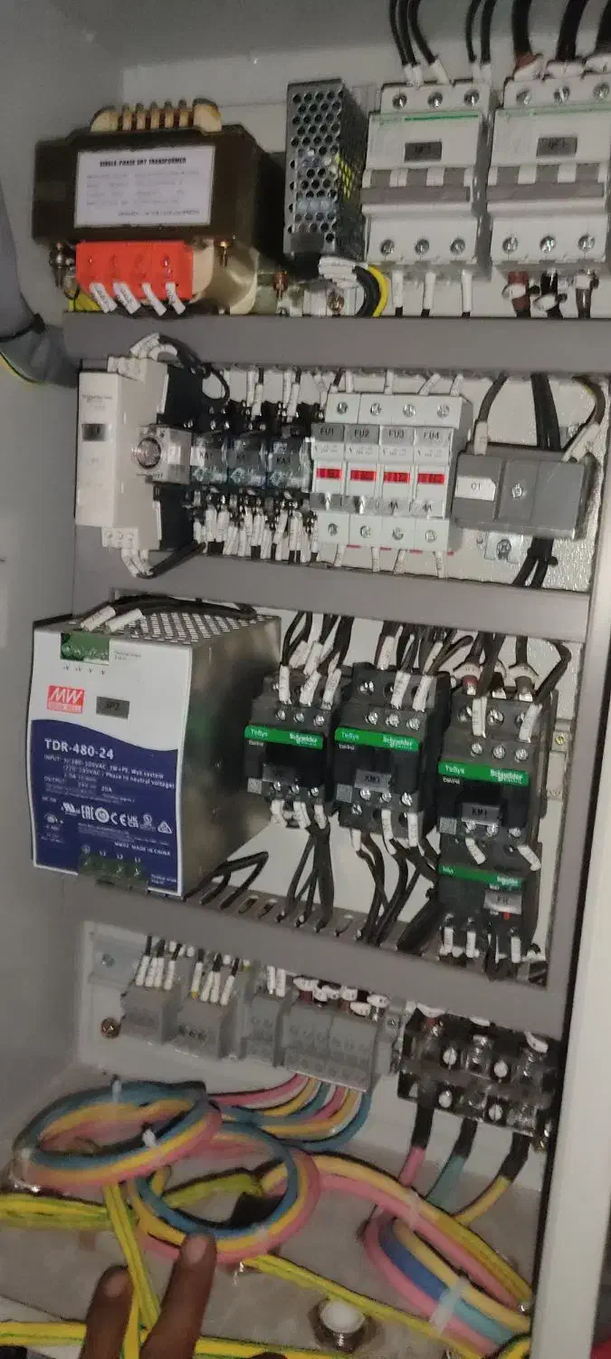 نیروی فنی برق|استخدام صنعتی، فنی، مهندسی|خرمشهر, |دیوار