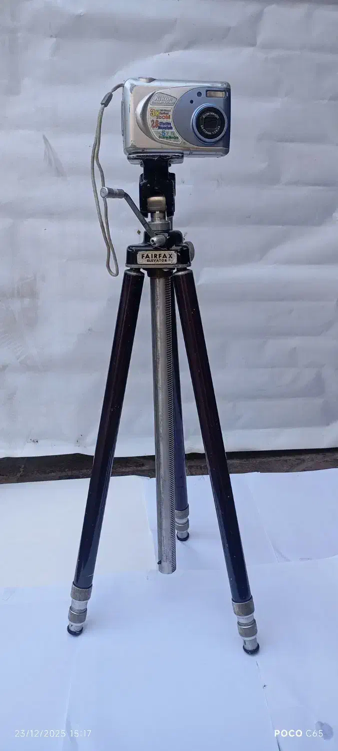 سه پایه دوربین|دوربین عکاسی و فیلمبرداری|شیراز, شهرک بهار|دیوار