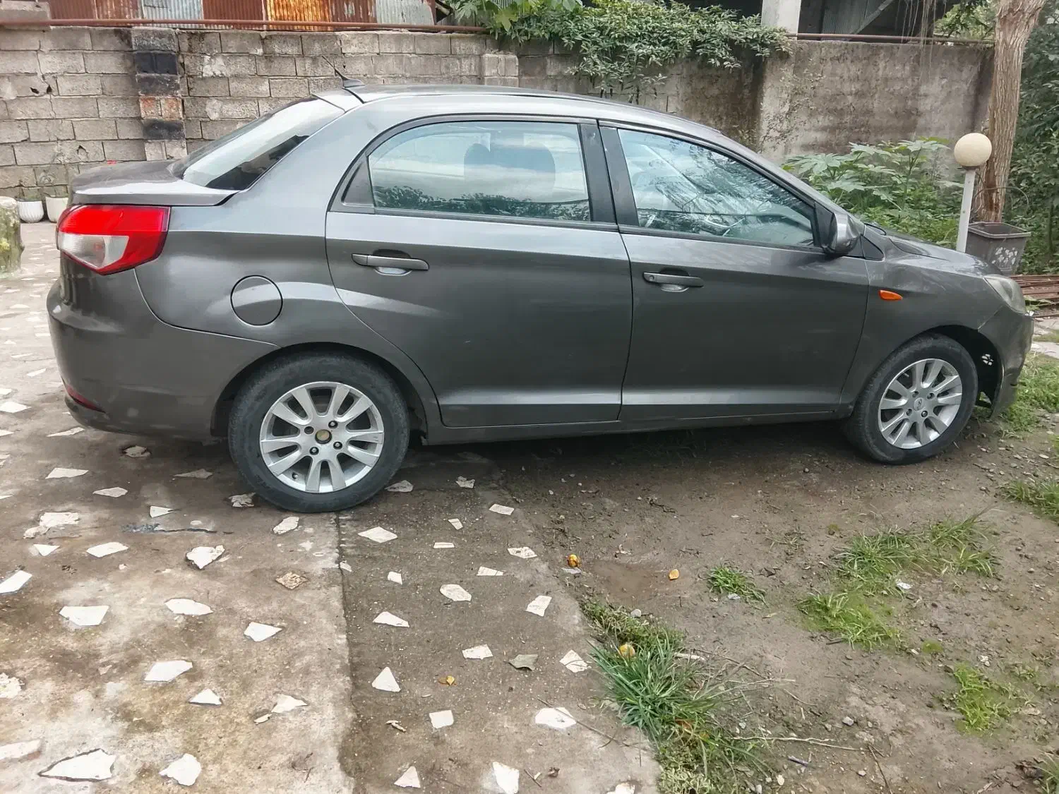 Mvm315|خودرو سواری و وانت|لاهیجان, لیل|دیوار