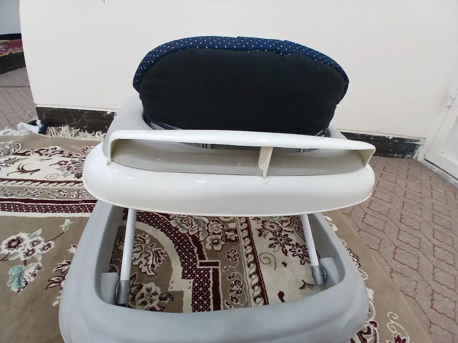 روروک|کالسکه و لوازم جانبی|فسا, |دیوار