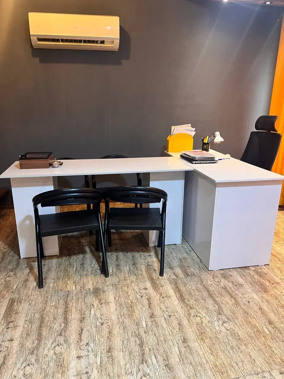 میز کار و میز کنفرانس و میزعسلی|دفتر کار|رشت, آزادگان|دیوار