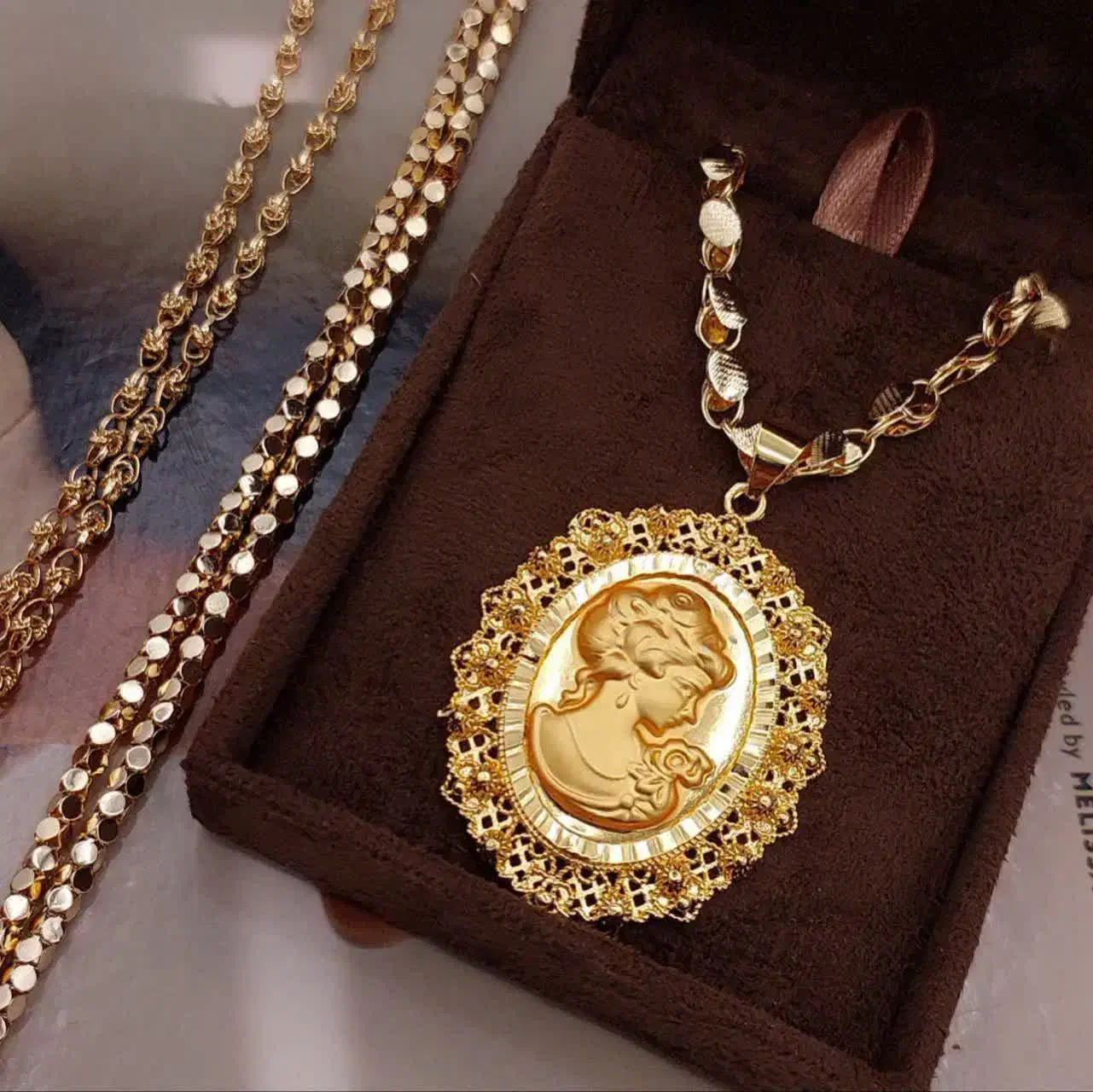 انواع النگو|بدلیجات|آران و بیدگل, |دیوار