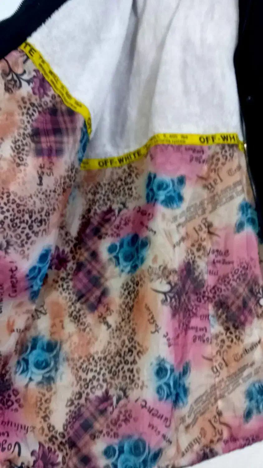 پالتو|لباس|نیشابور, خط کاشمر|دیوار