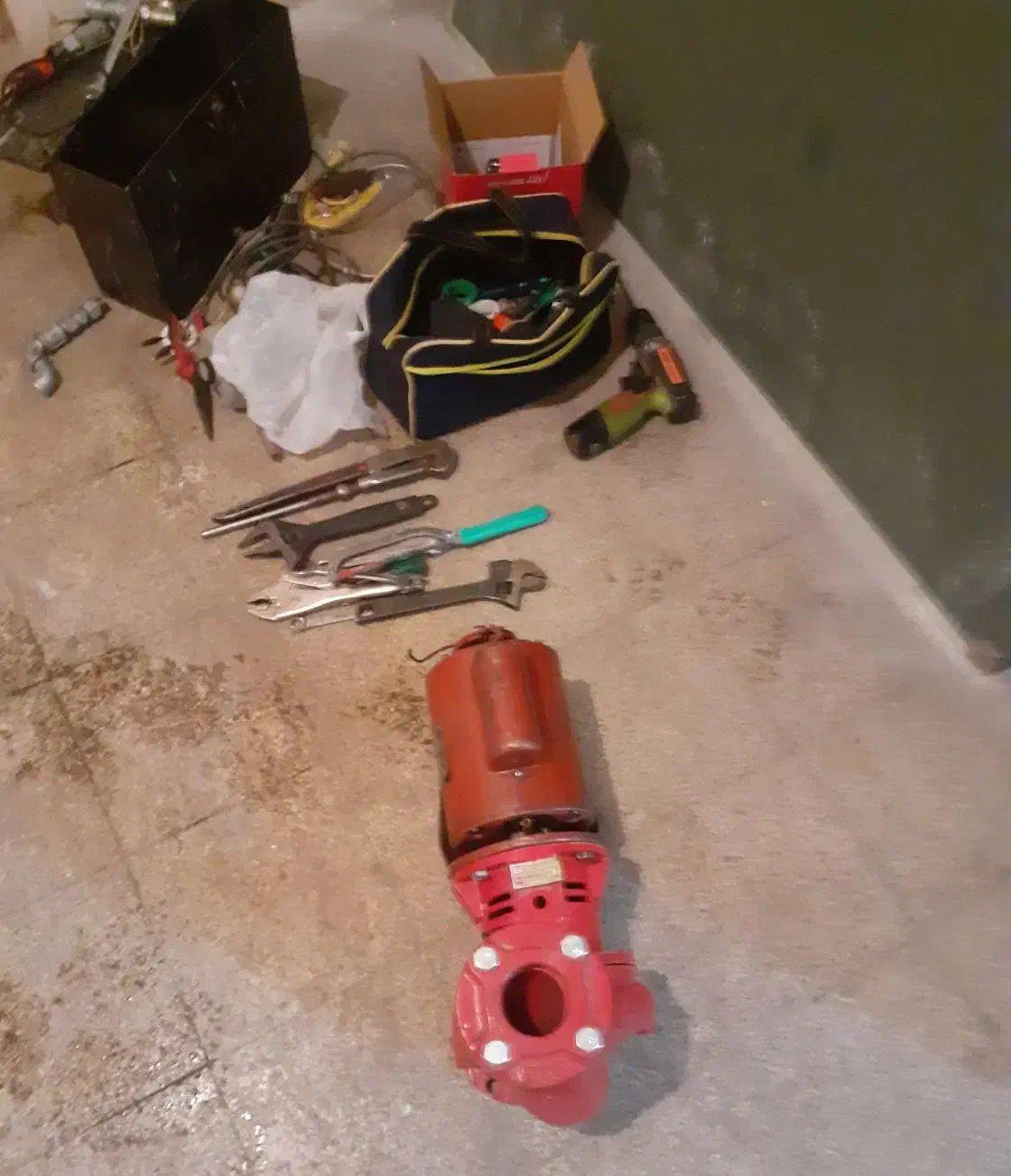 پمپ استخر جکوزی شوفاژ ، نصب و تعمیرات تهران|آبگرمکن، پکیج، شوفاژ|تهران, آسمان|دیوار