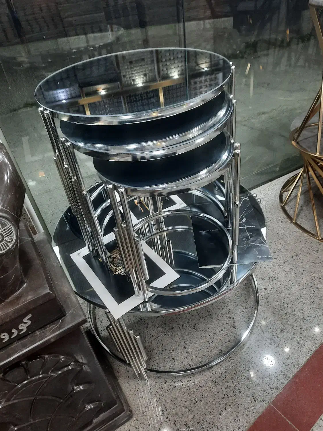 فروش جلومبلی فورتیک 4 تیکه با تخفیف ویژه|مبلمان خانگی و میز عسلی|کرمانشاه, |دیوار