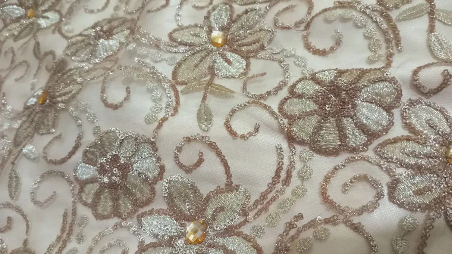 لباس مجلسی دست دوز|لباس|نسیم‌شهر, |دیوار