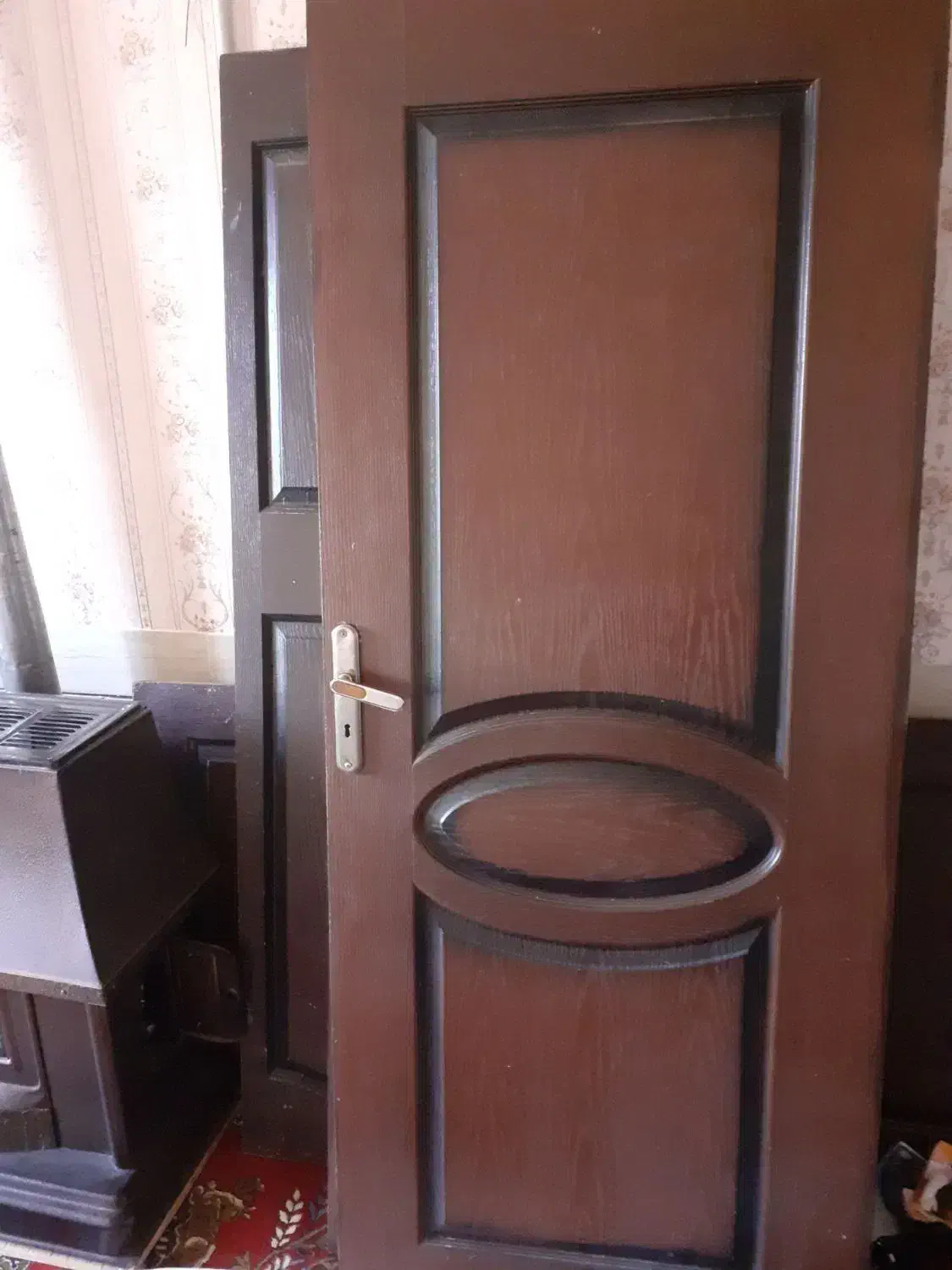 درب فروشی سالم بدون شکستگی|مصالح و تجهیزات ساختمان|جونقان, |دیوار